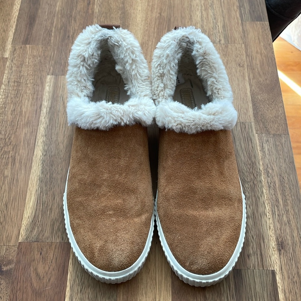 Timberland slip ons